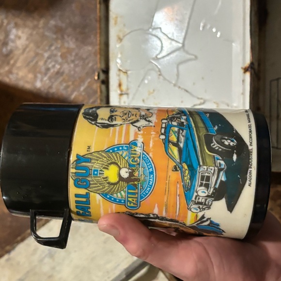 Vintage Aladdin Industries 1981 The Fall Guy Tin Flip-Top Lunchbox w/Thermos - Picture 8 of 17